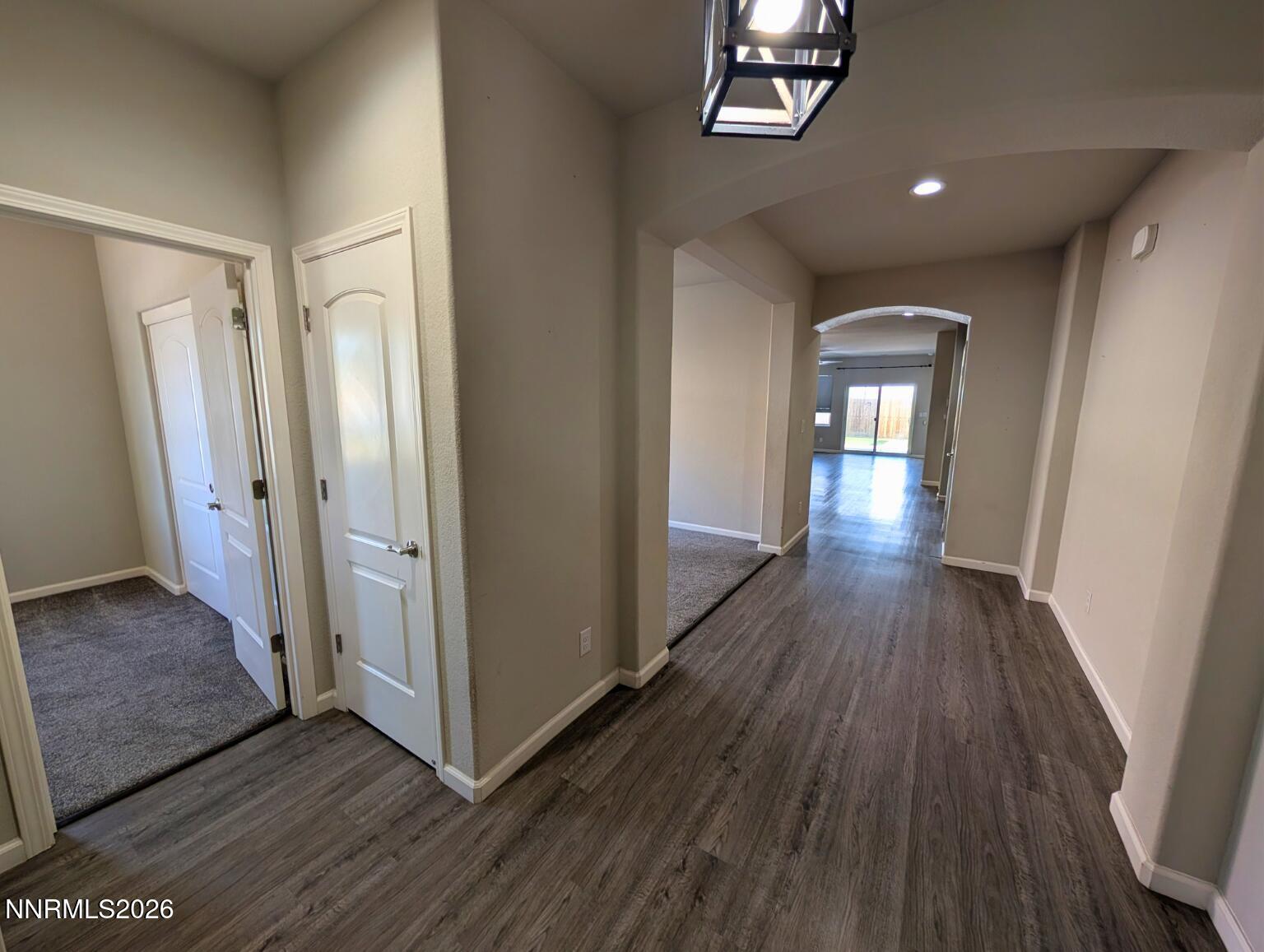 Image 2: Entry