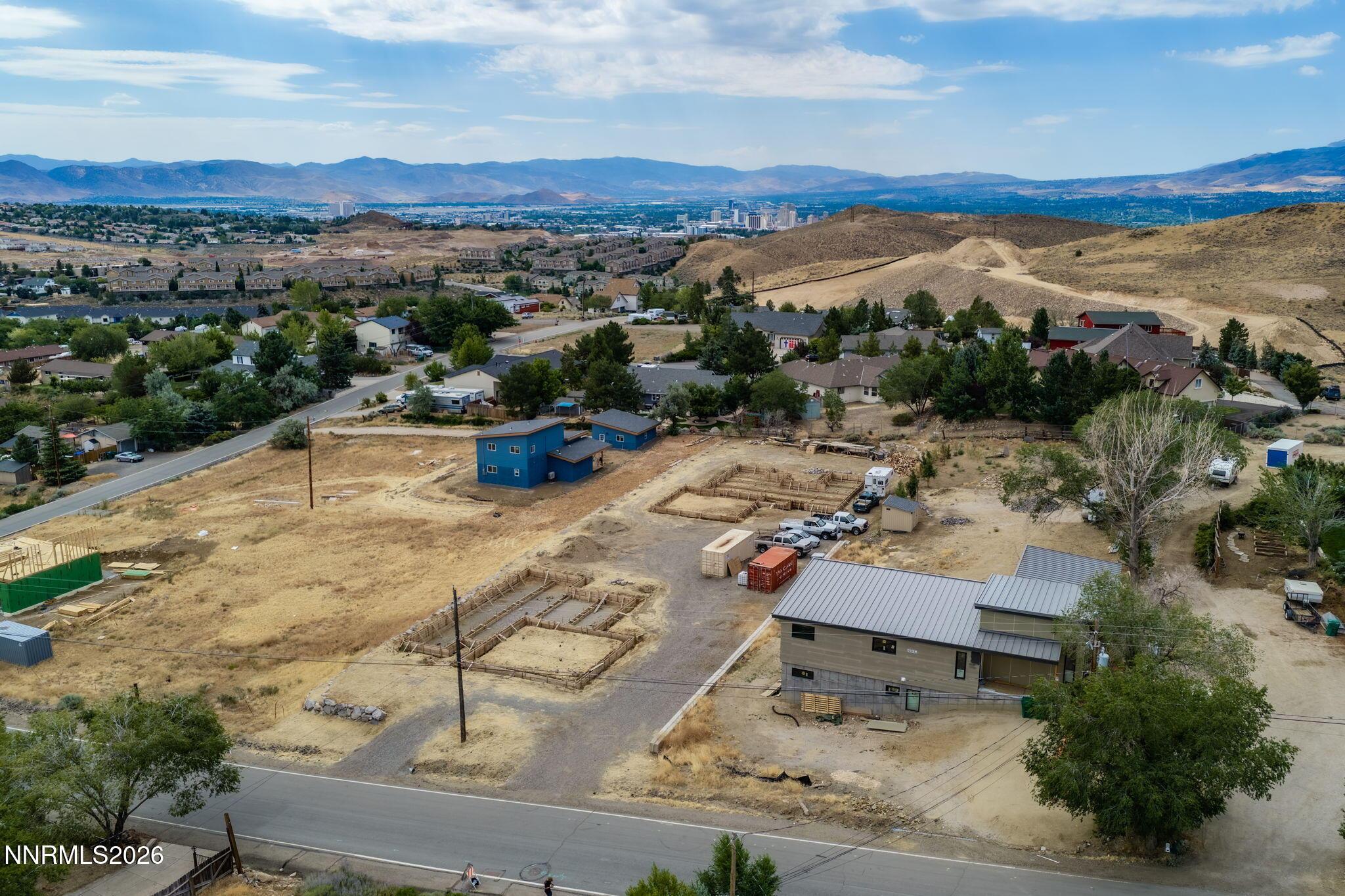 Image 3: 7-web-or-mls-390 Hoge Rd-7