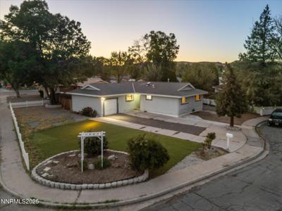 120 E Lenwood Drive