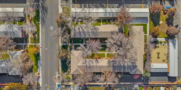 Image 4: DJI_20251201112014_0523_D
