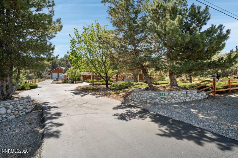 Image 3: 1931 Lousetown Road (14 of 61)