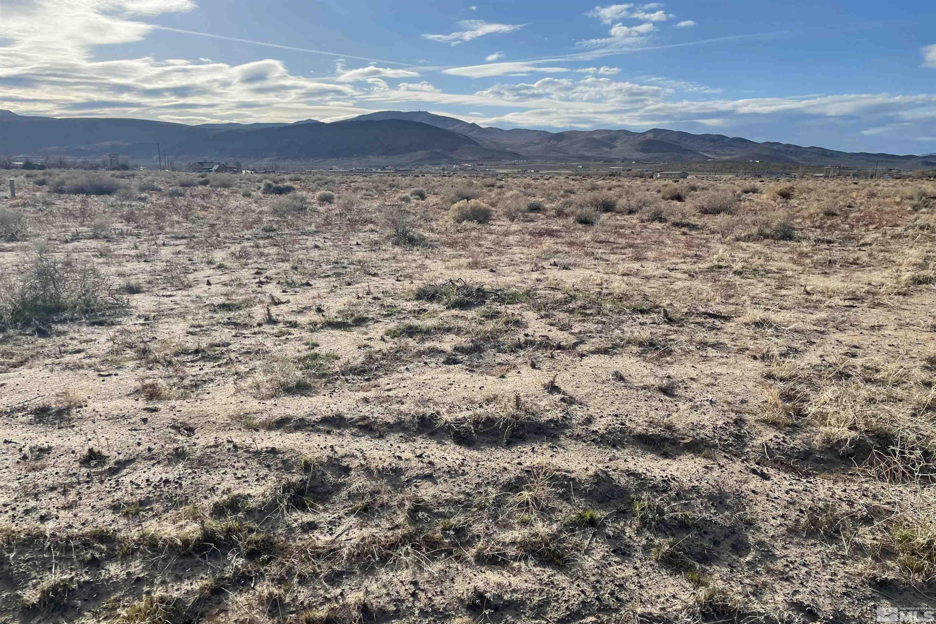 Image 1: Photo 1