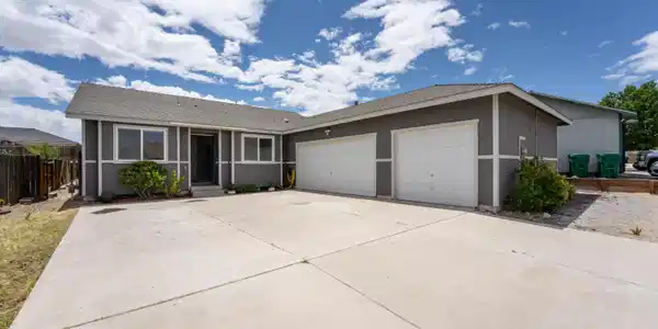 333 Emigrant Way