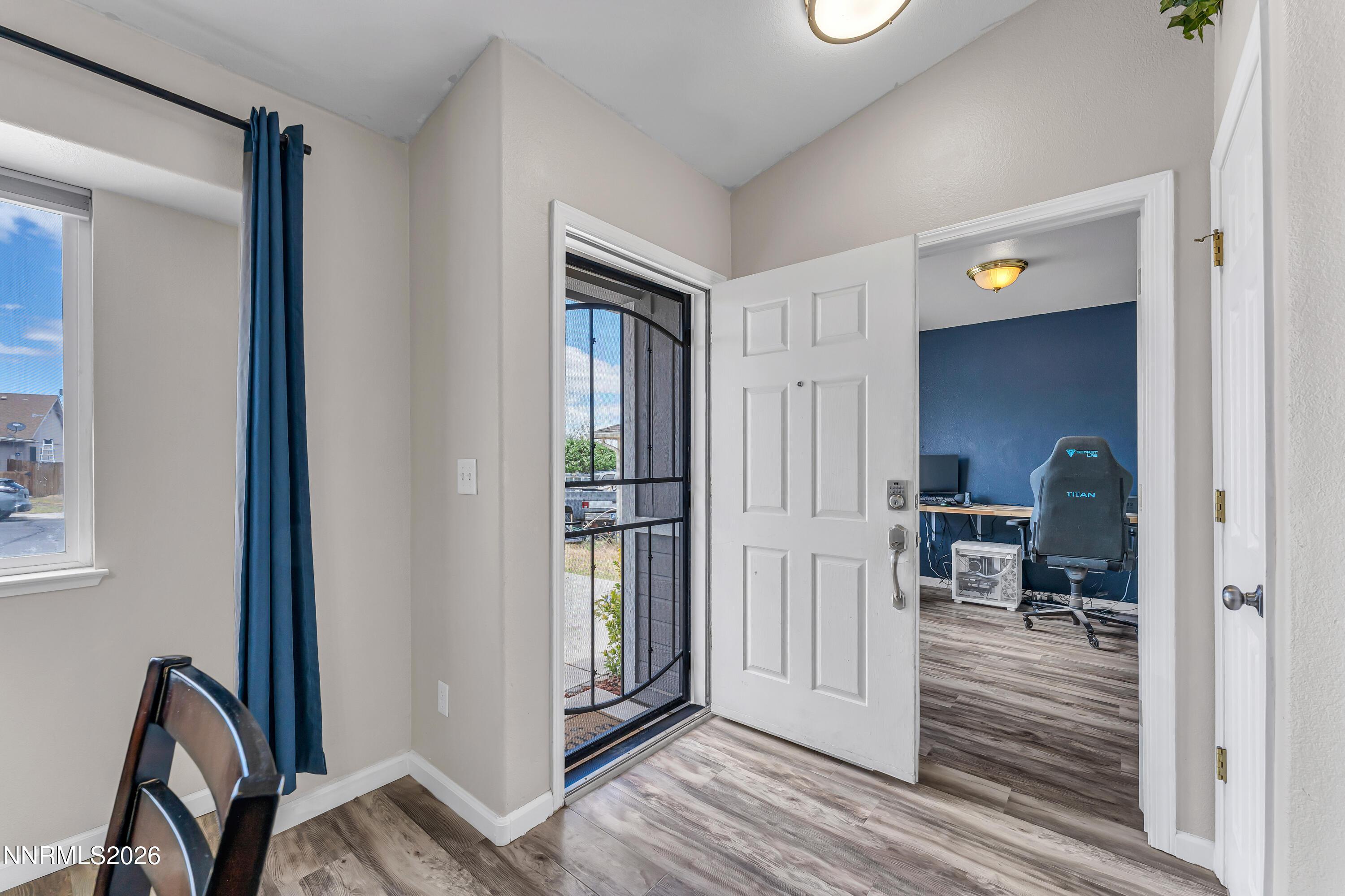 Image 4: 05-333 Emigrant Wy Fernley NV 89408 (5 o