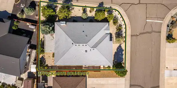 Image 4: 1. Aerial