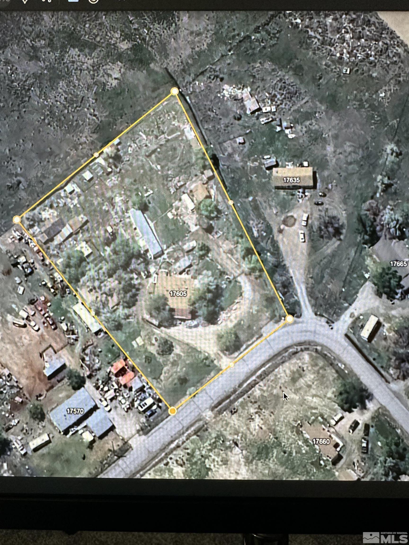 Image 1: Photo 1