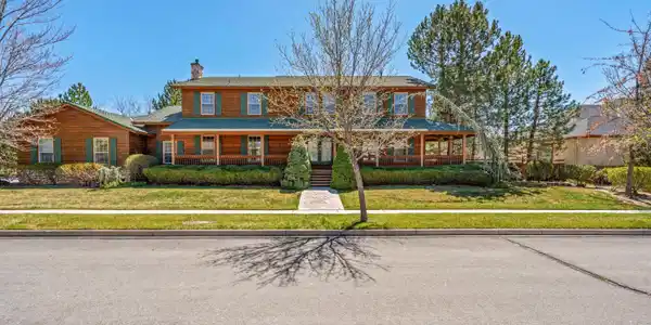 6872 Eagle Wing Circle