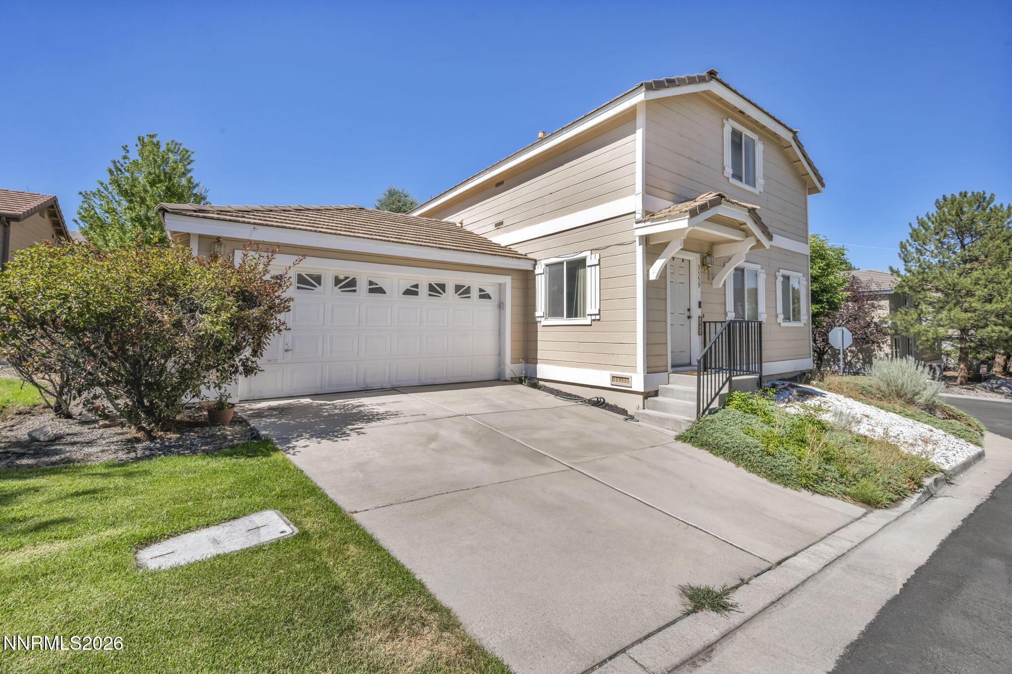 Image 3: 4-web-or-mls-3559-niblick-dr