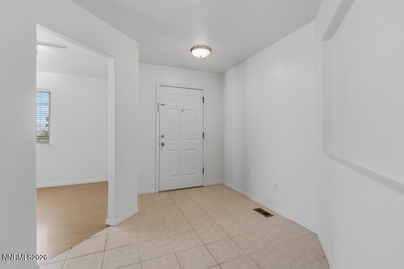 Image 4: 4043 Kings Row (3 of 25)