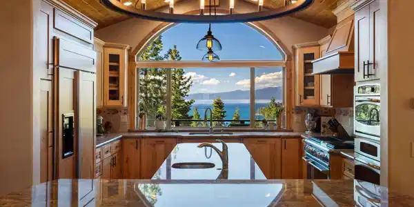 220 Sleepy Hollow Glen