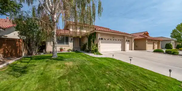 236 La Costa Avenue