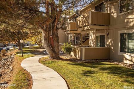 3865 E Leonesio Drive