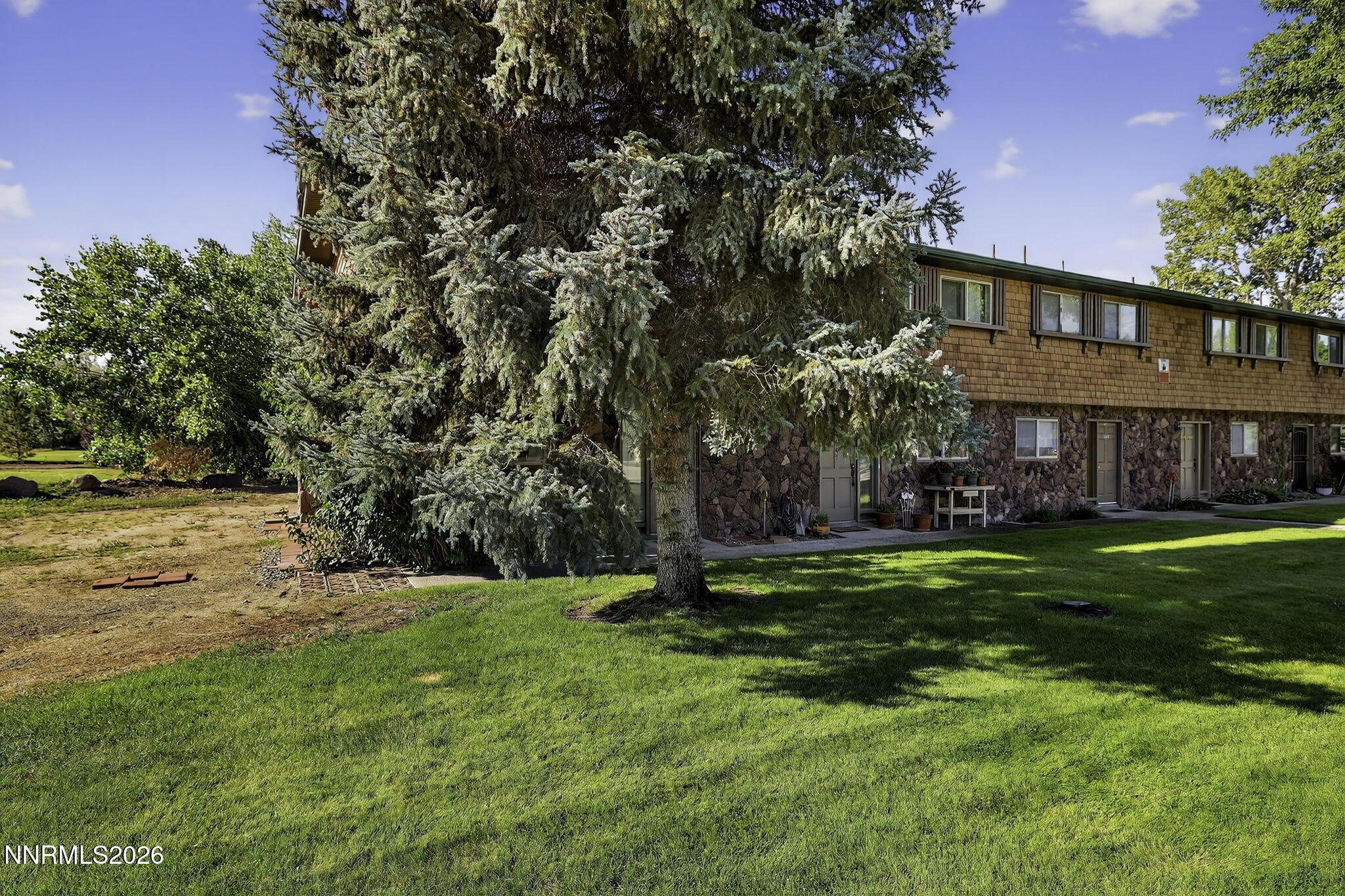 Image 4: 5-web-or-mls-1051 Riverview-3