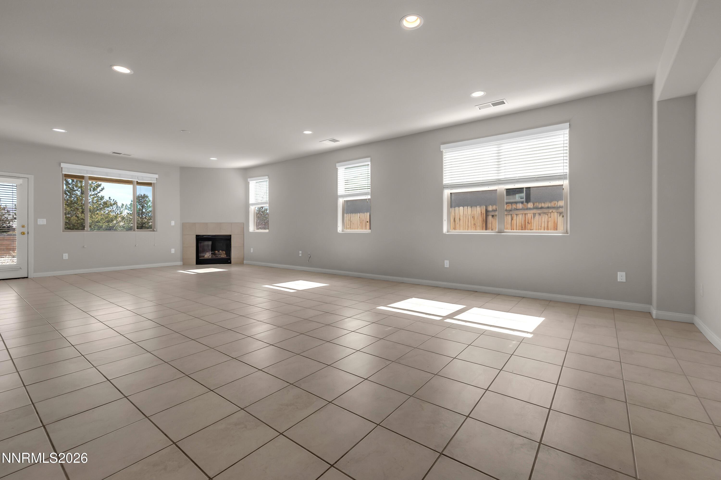 Image 3: Barrett6064-005