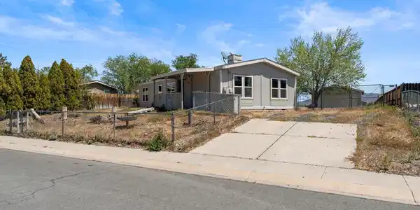 95 Rose Peak Road
