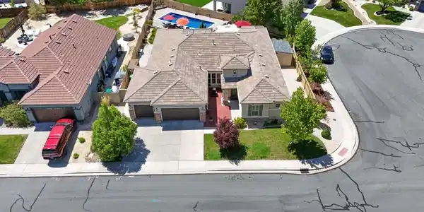 10555 Hampton Creek Drive