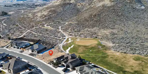 Image 4: land_6