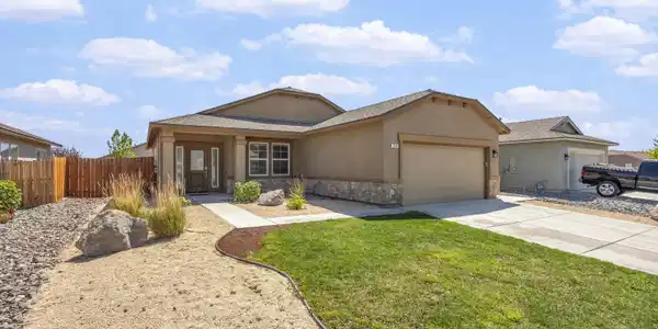214 Red Oak Drive