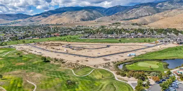 Image 3: 4-web-or-mls-1251-country-club-dr