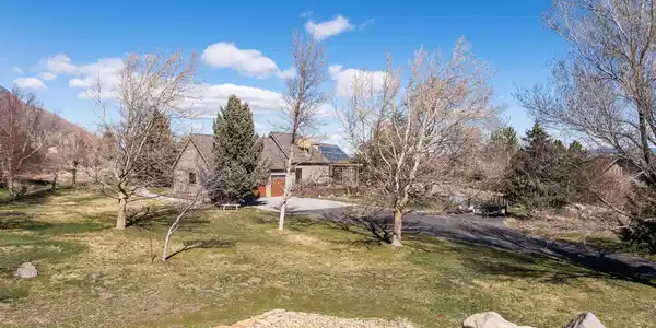 220 Limousin Court