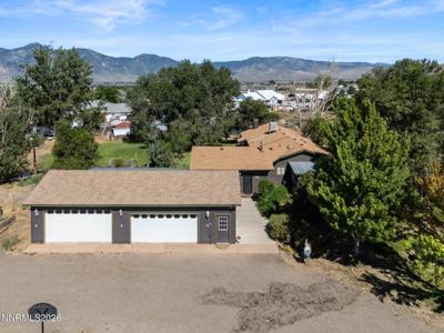 2530 Henning Lane
