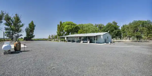 Image 3: 3-web-or-mls-3000-n-meridian-rd