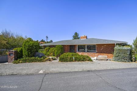 2095 La Fond Drive