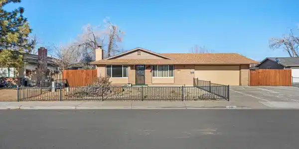 240 E Gault Way