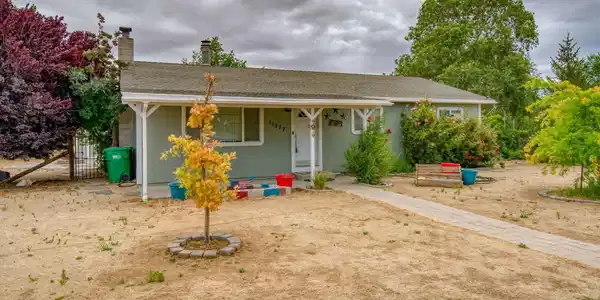 11577 Deodar Way
