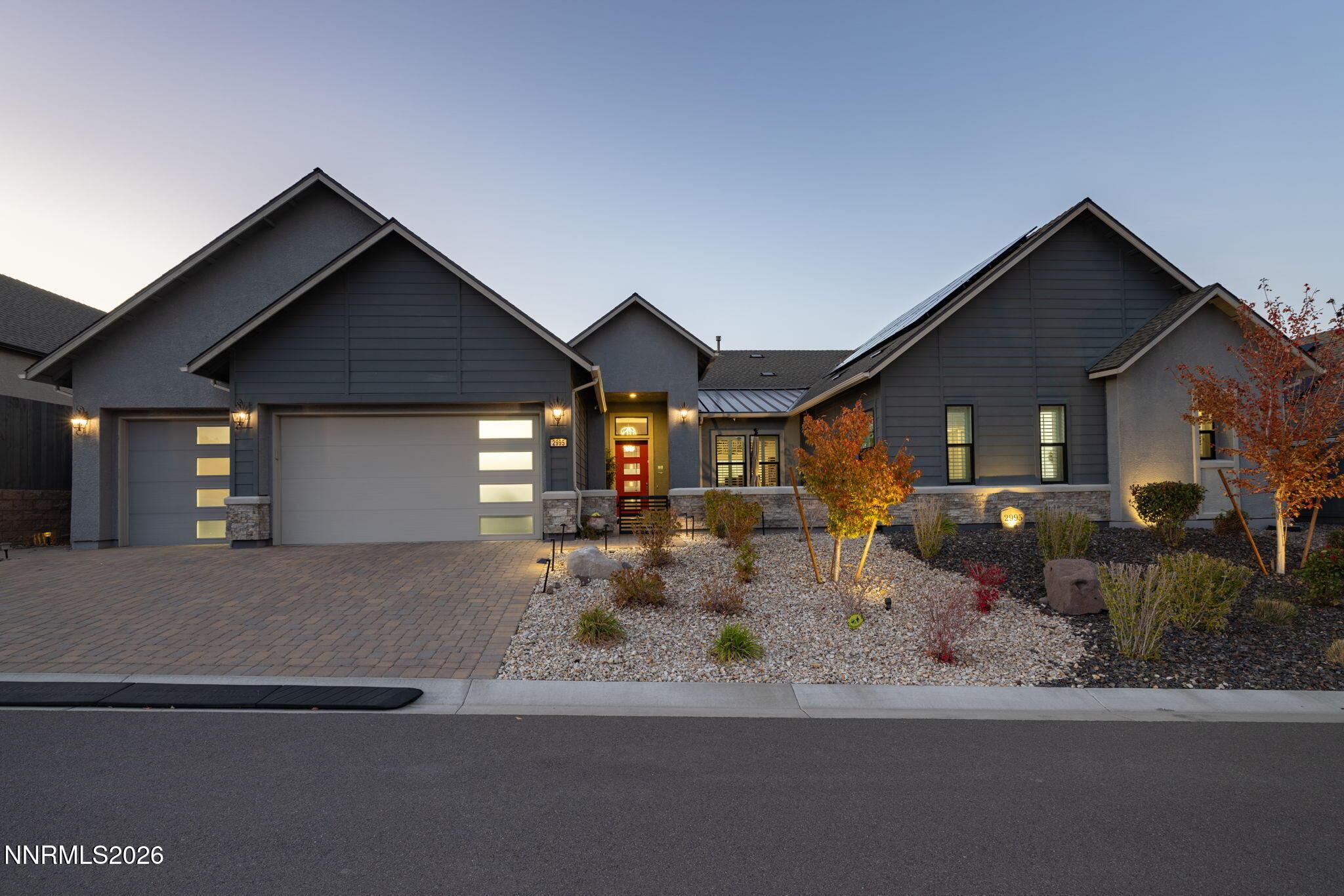 Image 1: 3-web-or-mls-2995 Copper Stone-2