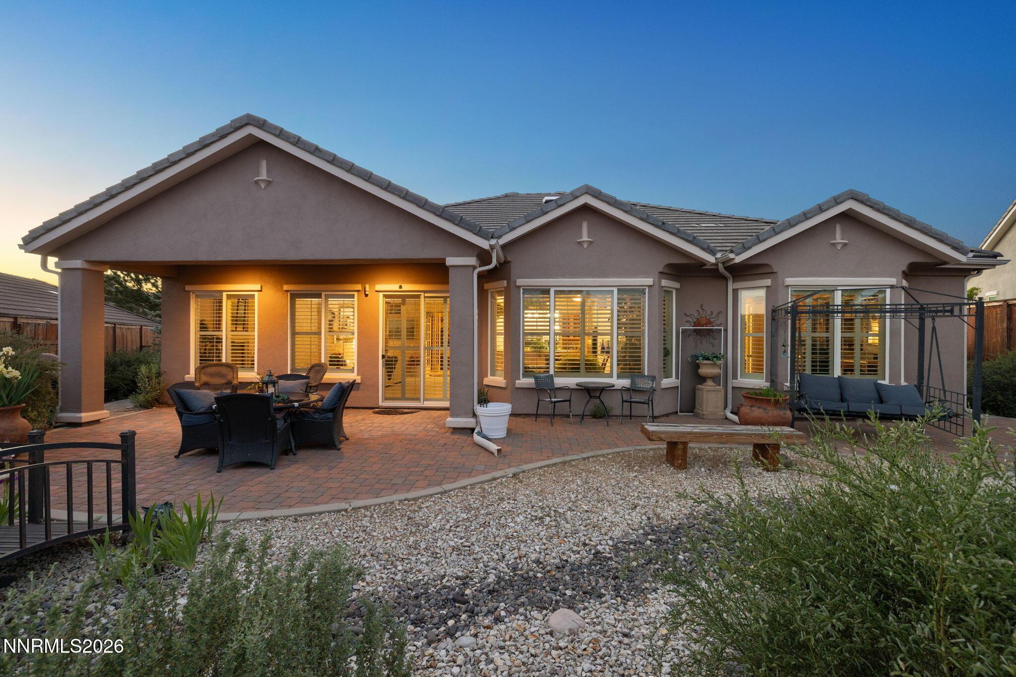 Image 3: 3-web-or-mls-9160 Quilberry Twilight-4