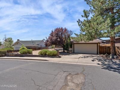 3852 Bexley Square