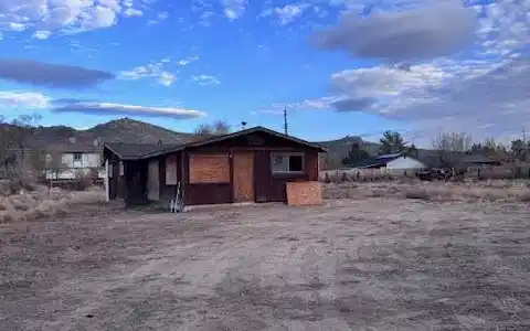 4139 Hillview Drive