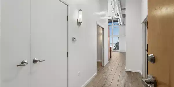 Image 4: 03-255 N Sierra Street Unit 316 Reno NV