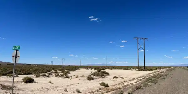 Image 3: Photo 2