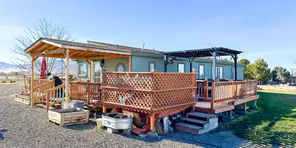 3565 E Commander Drive