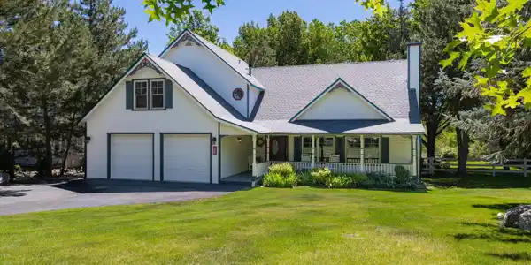 242 Kinsey Way