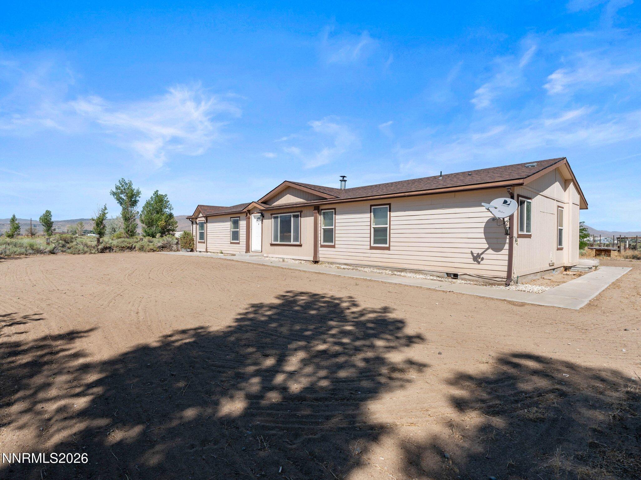 Image 4: 4900 Range Land Rd-108