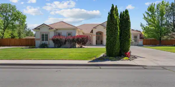 8042 Calabaza Court