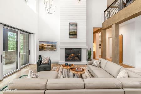 3574 Knob Point Trail