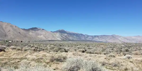 Image 3: mountains south
