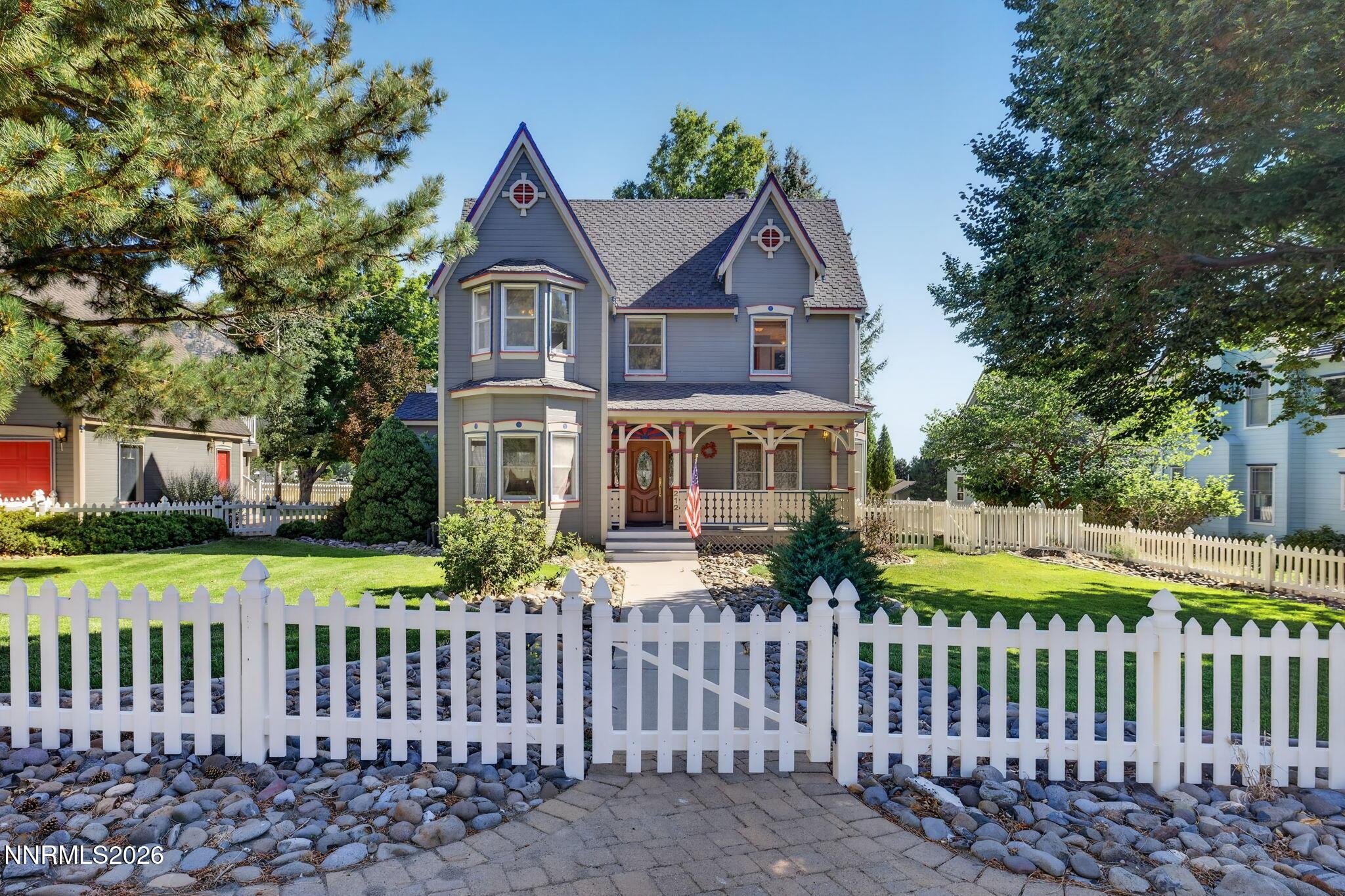 Image 2: 1-web-or-mls-212 Kinsey-1