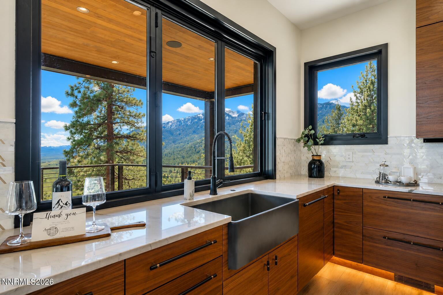 Image 4: Kitchen Views