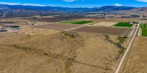 Image 4: DJI_20260605113433_0034_D-Edit