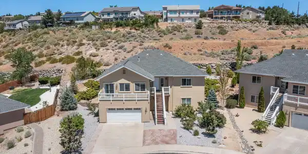 Image 2: 5-web-or-mls-DJI_0429