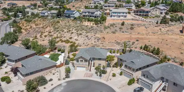 Image 3: 8-web-or-mls-DJI_0423