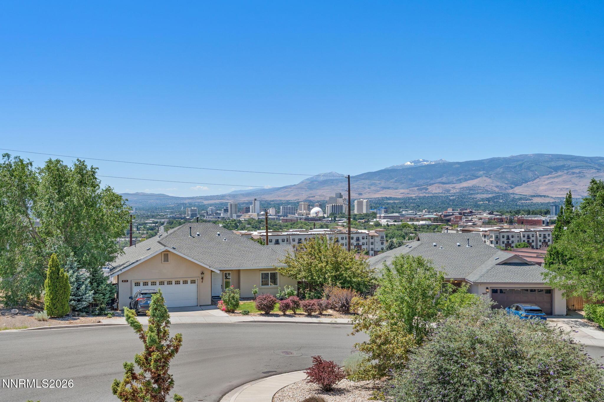 Image 4: 10-web-or-mls-DSC04183