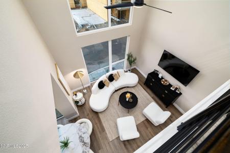 3818 Lakeside Drive