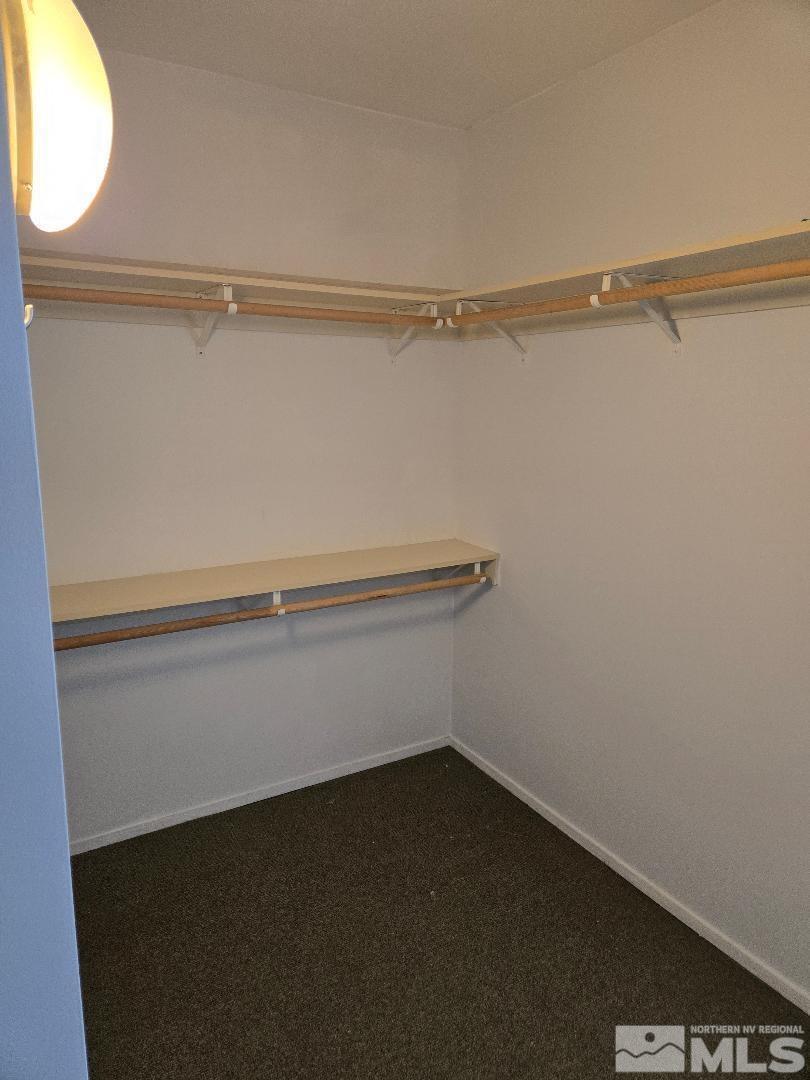 Image 4: Photo 4