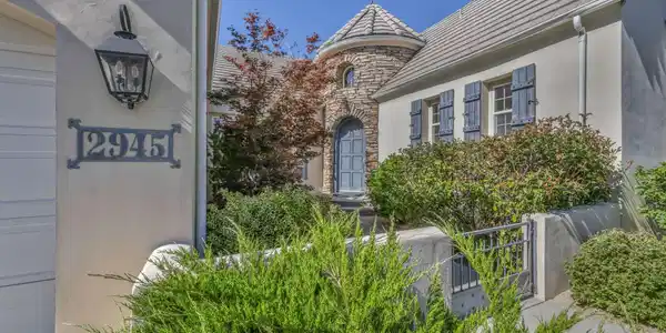2945 Granite Pointe Drive